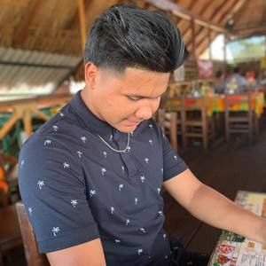 Meet your Posher, Marco